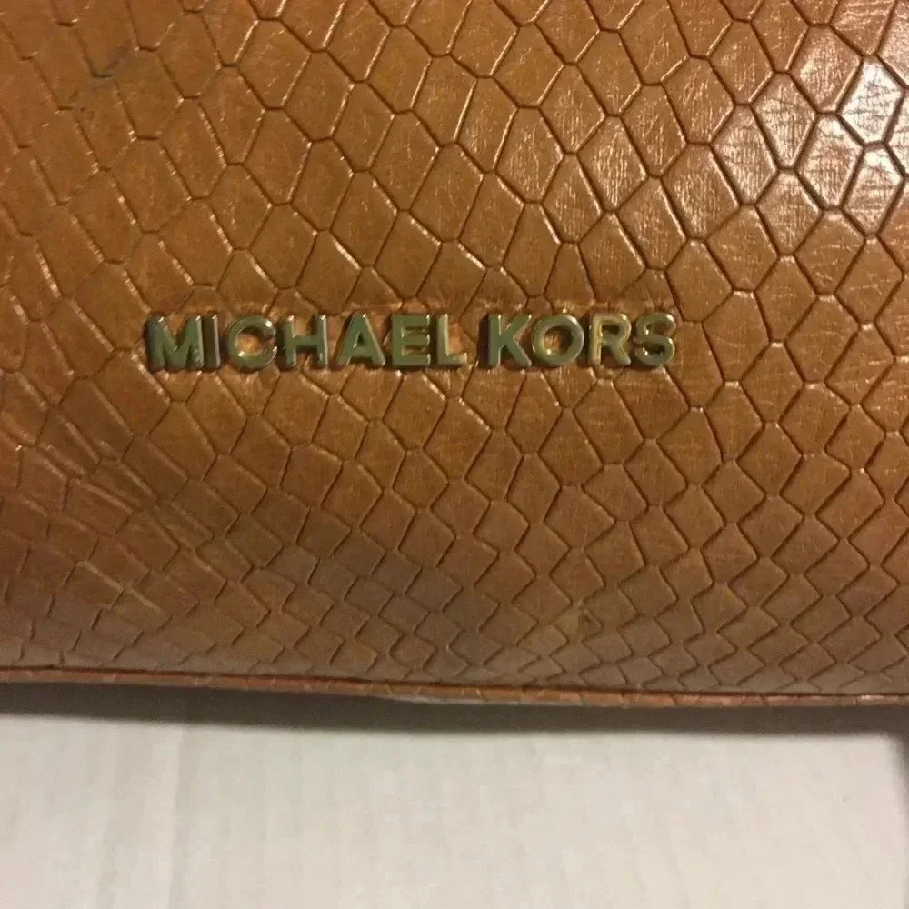 Michael Kors Brown leather satchel handbag - Picture 5 of 8